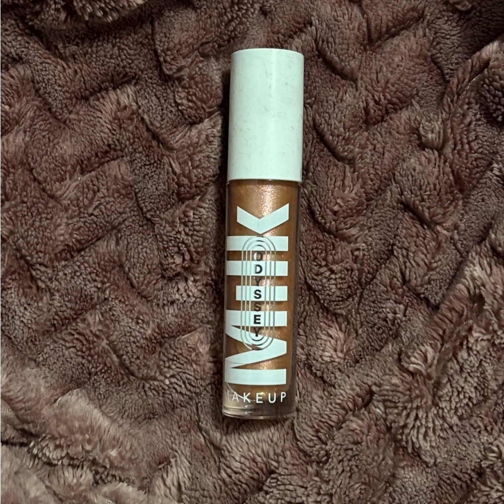 Milk Makeup Odyssey Lip Oil